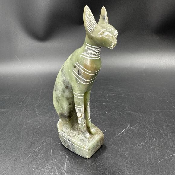 Egyptian Cat of Goddess Bastet Statue Sculpture Figurine Green 7” Tall Stone Vtg - Picture 1 of 8